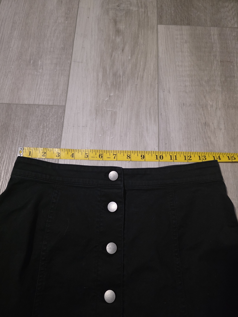 Uniqlo Black A-Line Skirt Women’s Size 6 Button Front Midi Cotton Stretch - Picture 5 of 8
